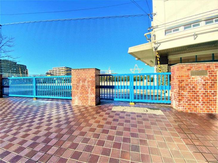 ボナハイツ中川１号棟-23-小学校