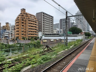 板橋駅ホームから見た板橋駅板橋口地区