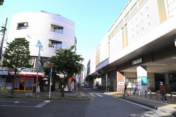 新丸子駅前の様子