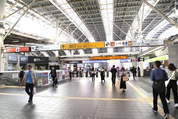 さいたま新都心駅構内の様子