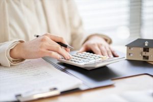 不動産売却でかかる税金はいくら？計算方法や税金控除について解説