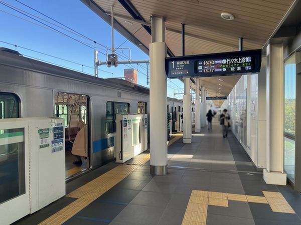 北綾瀬駅ホーム