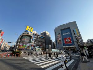 高田馬場駅周辺の街並みを現地調査！再開発情報とおすすめスポットを紹介