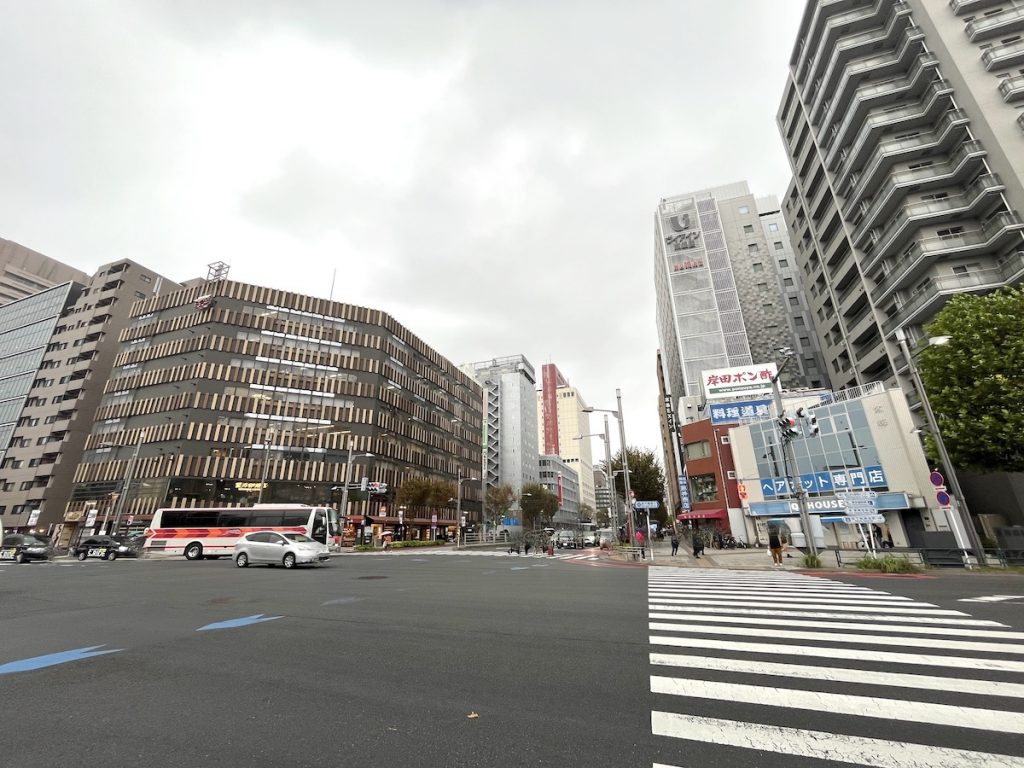 築地四丁目交差点