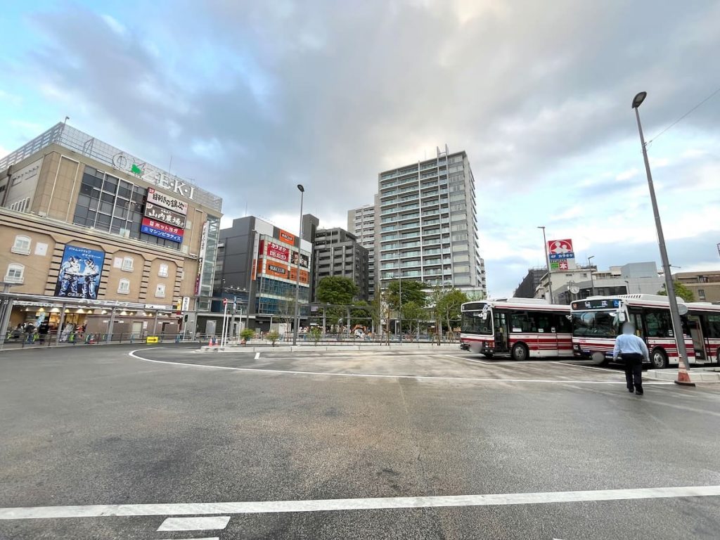 調布駅前広場