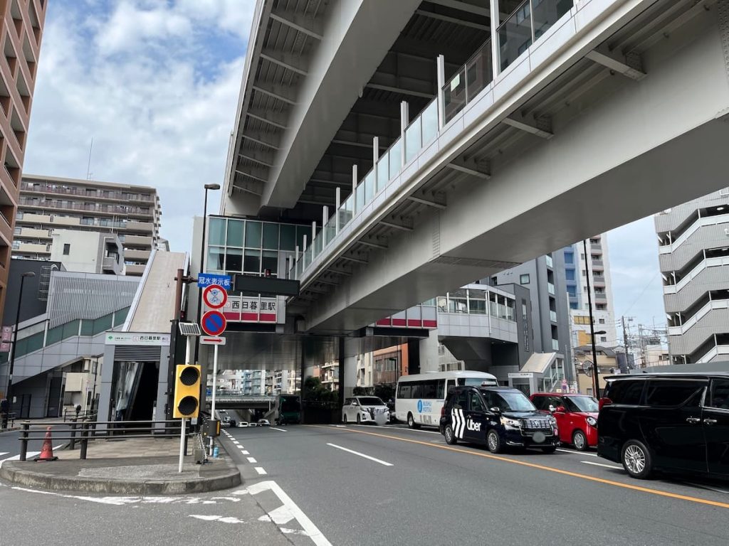日暮里・舎人ライナー西日暮里駅