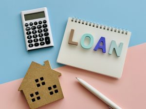 住宅ローンの審査基準は？年収・勤続年数・年齢など見られる項目を解説