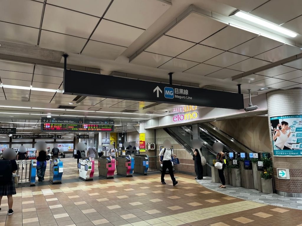 武蔵小山駅構内の様子