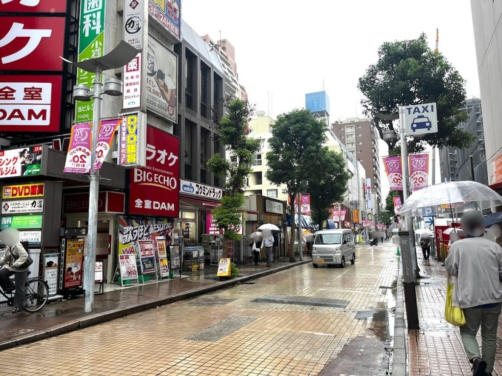 小岩駅北口通り