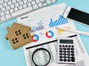 マンション売却の机上査定とは？訪問査定との差やメリット・デメ…