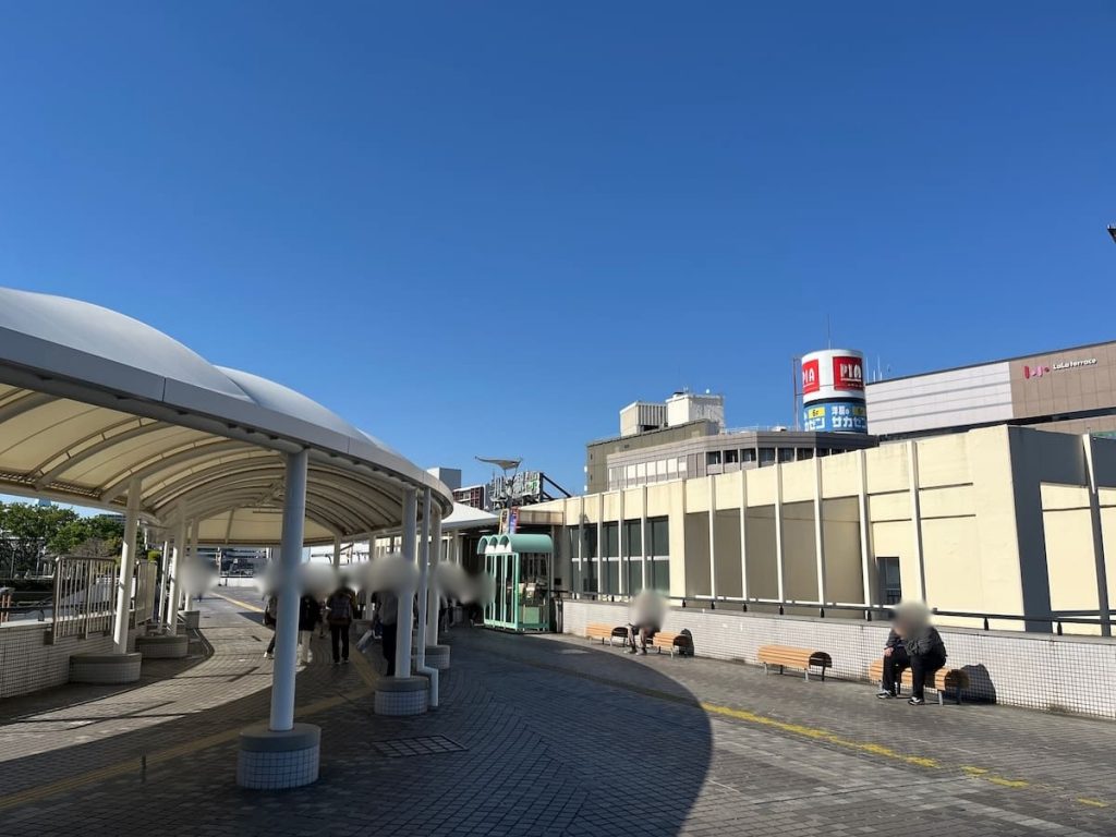 川口駅前